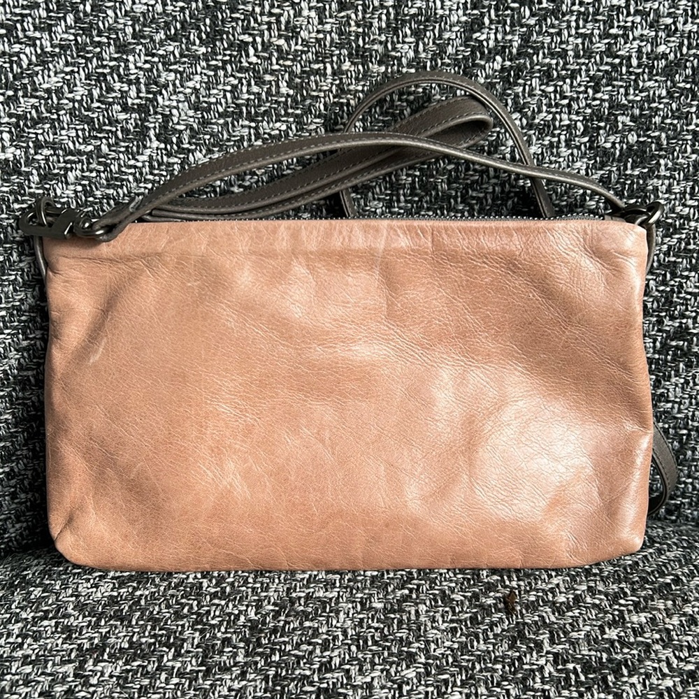 Elegant Tan Crossbody Bag